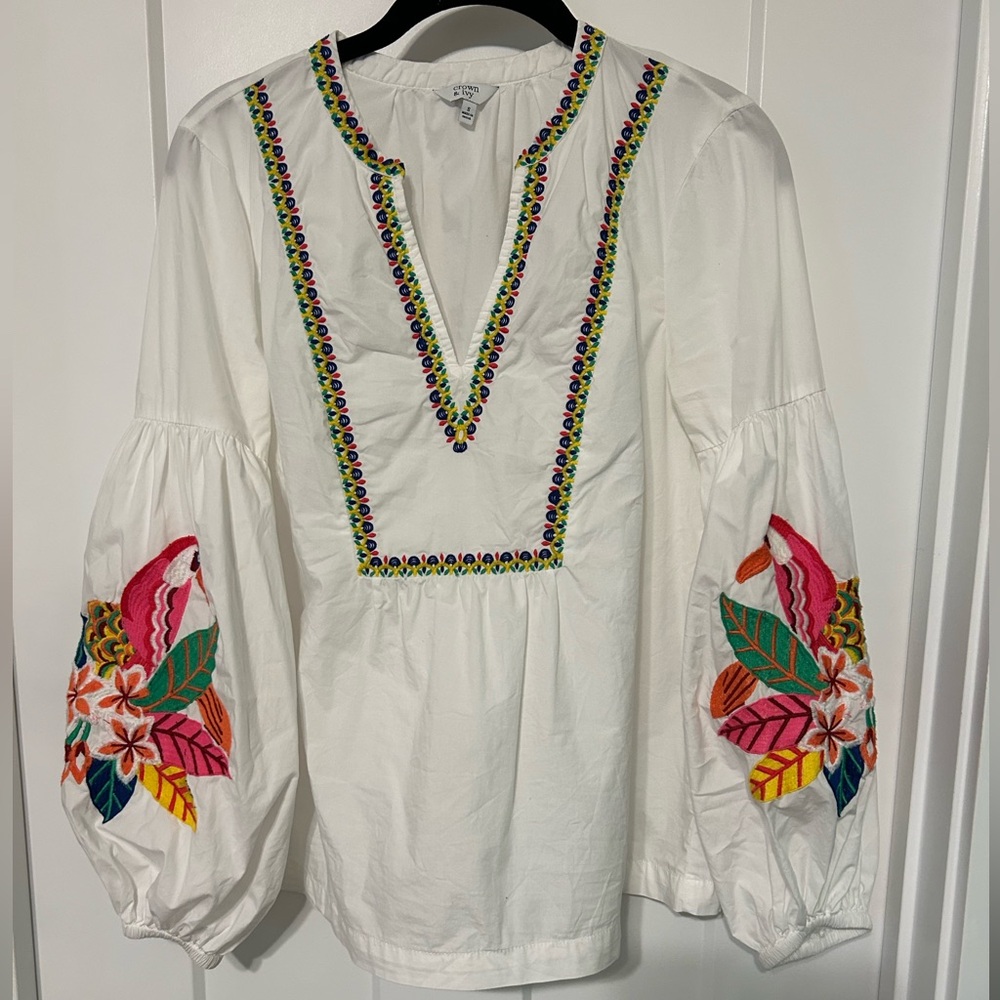 Embroidered 98% Cotton Long Sleeve Top